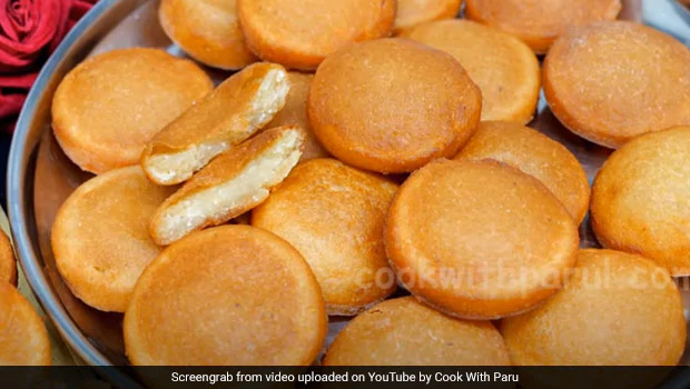 Watch: This Sooji-Gur Malpua Is Just The Dish To Relish Before Bidding Adieu To Winters