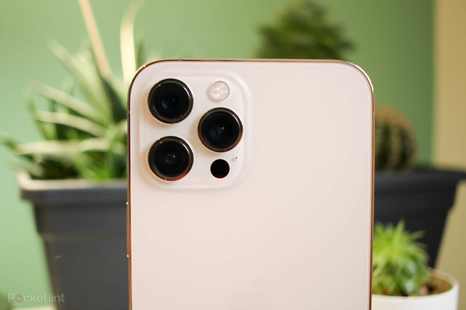 The iPhone 13 Pro Max might feature a f/1.5 wide camera