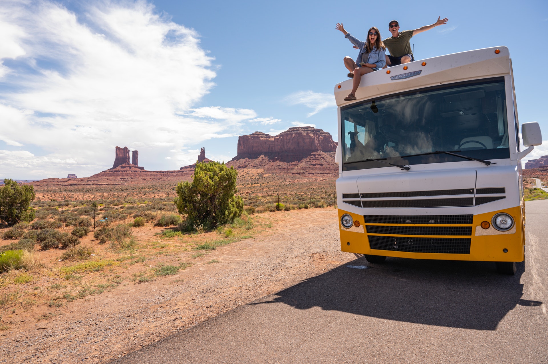 Essential Guide to Travelling with an RV - Scoopsky